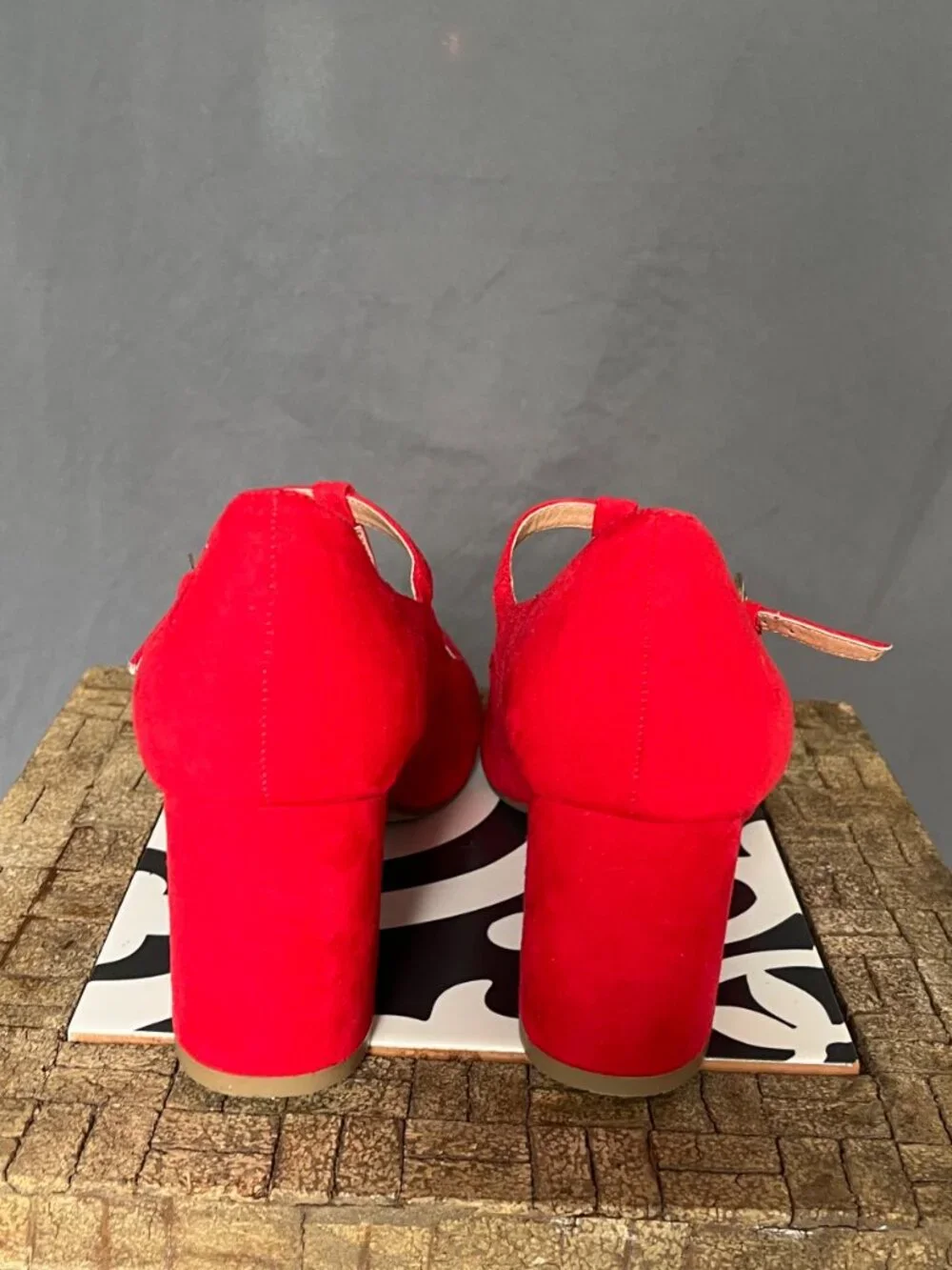 Dream Pairs red suede T-strap Mary Jane pumps Sz 11